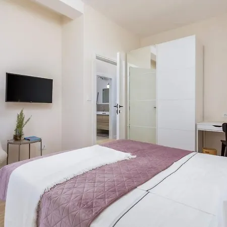 Vikendica House Barbariga 2246 *